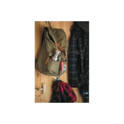 Baroudeur n°8 avec lien cuir rouge