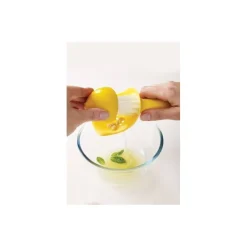 Presse agrumes avec filtre pepin jaune